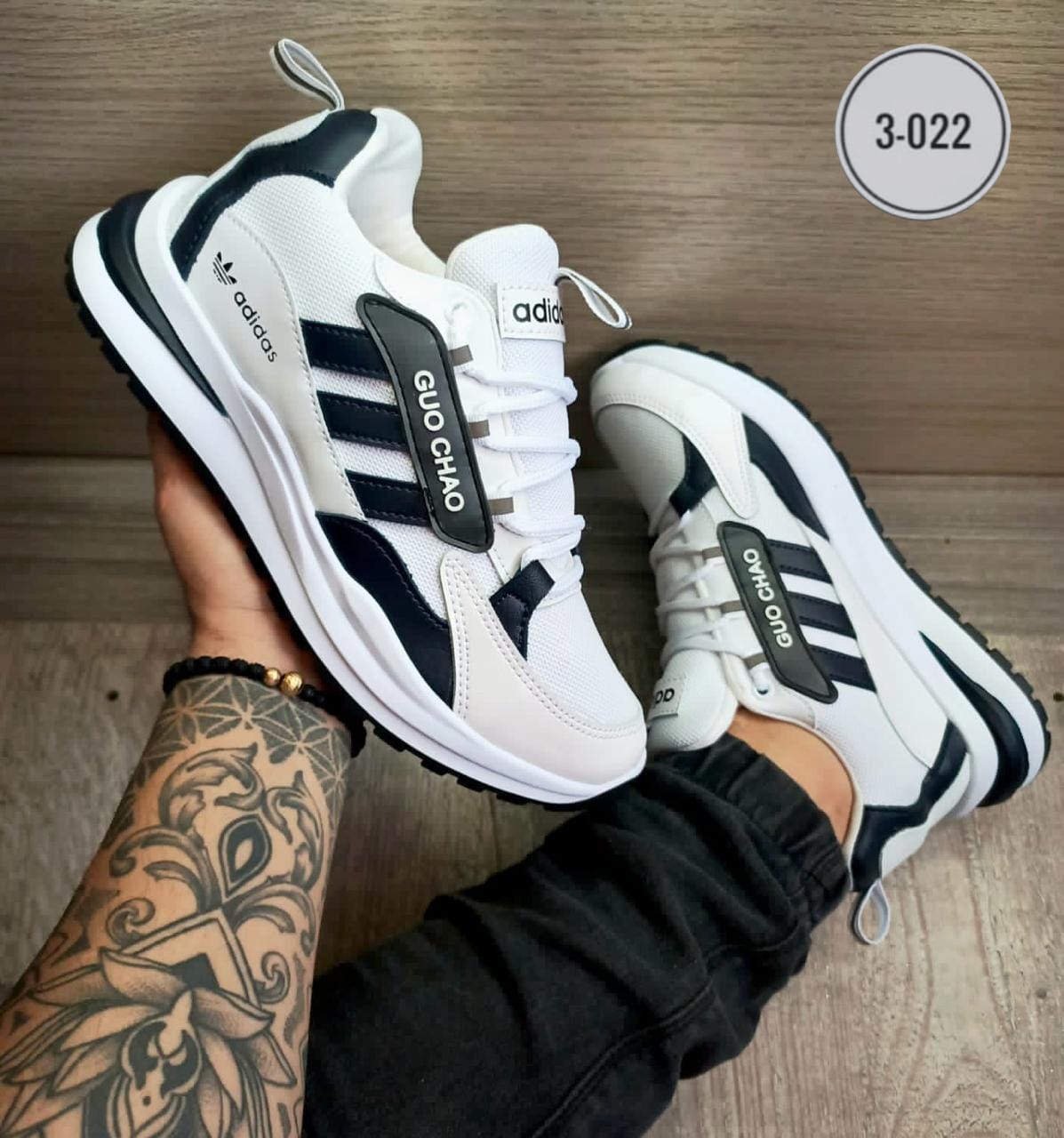 Tenis Adidas Guo Chao