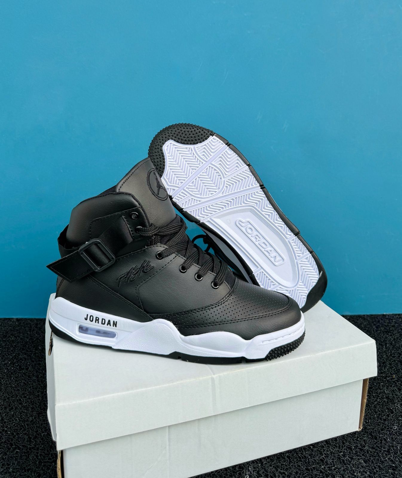 JORDAN HILFIGER 23