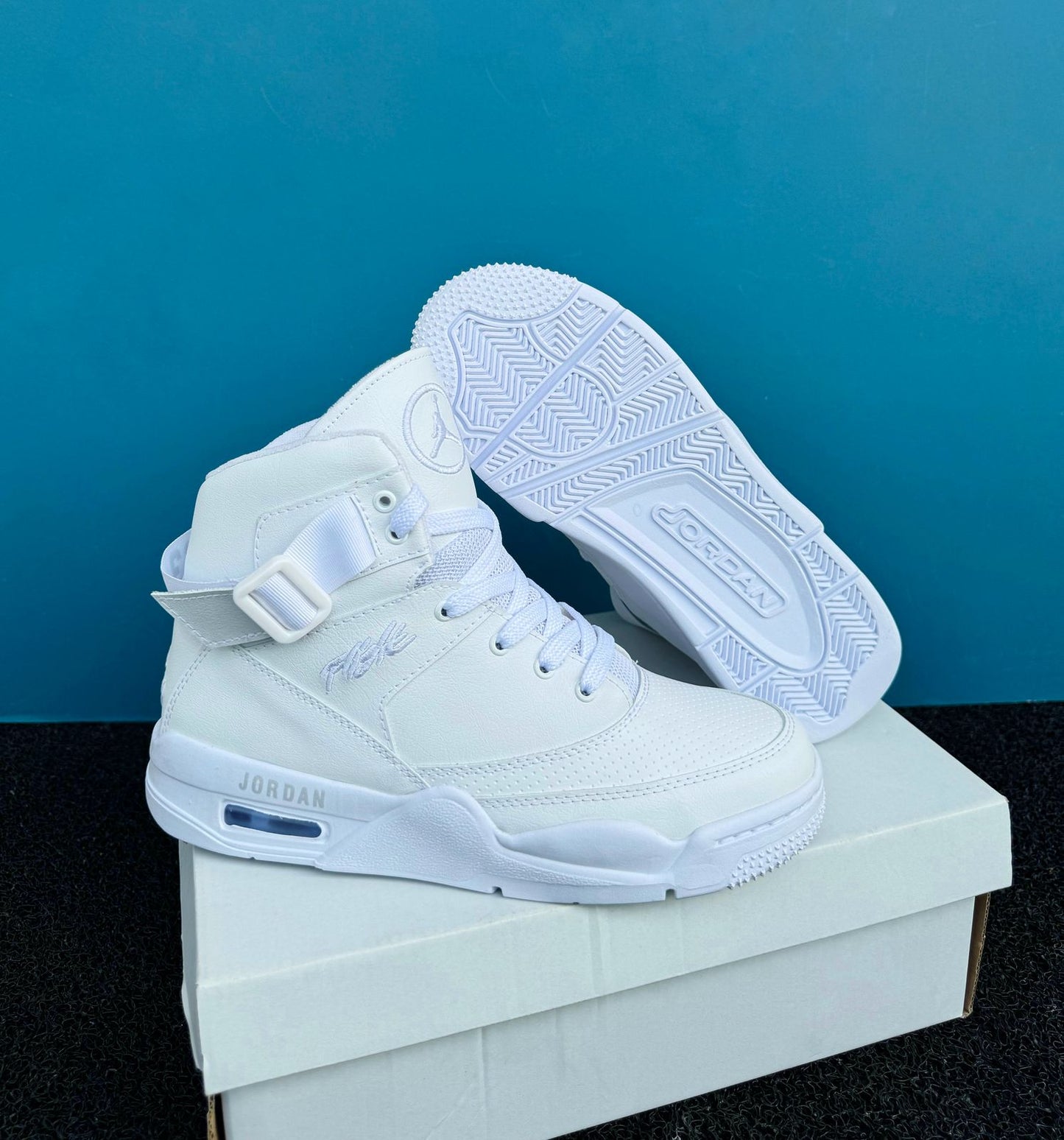 JORDAN HILFIGER 23