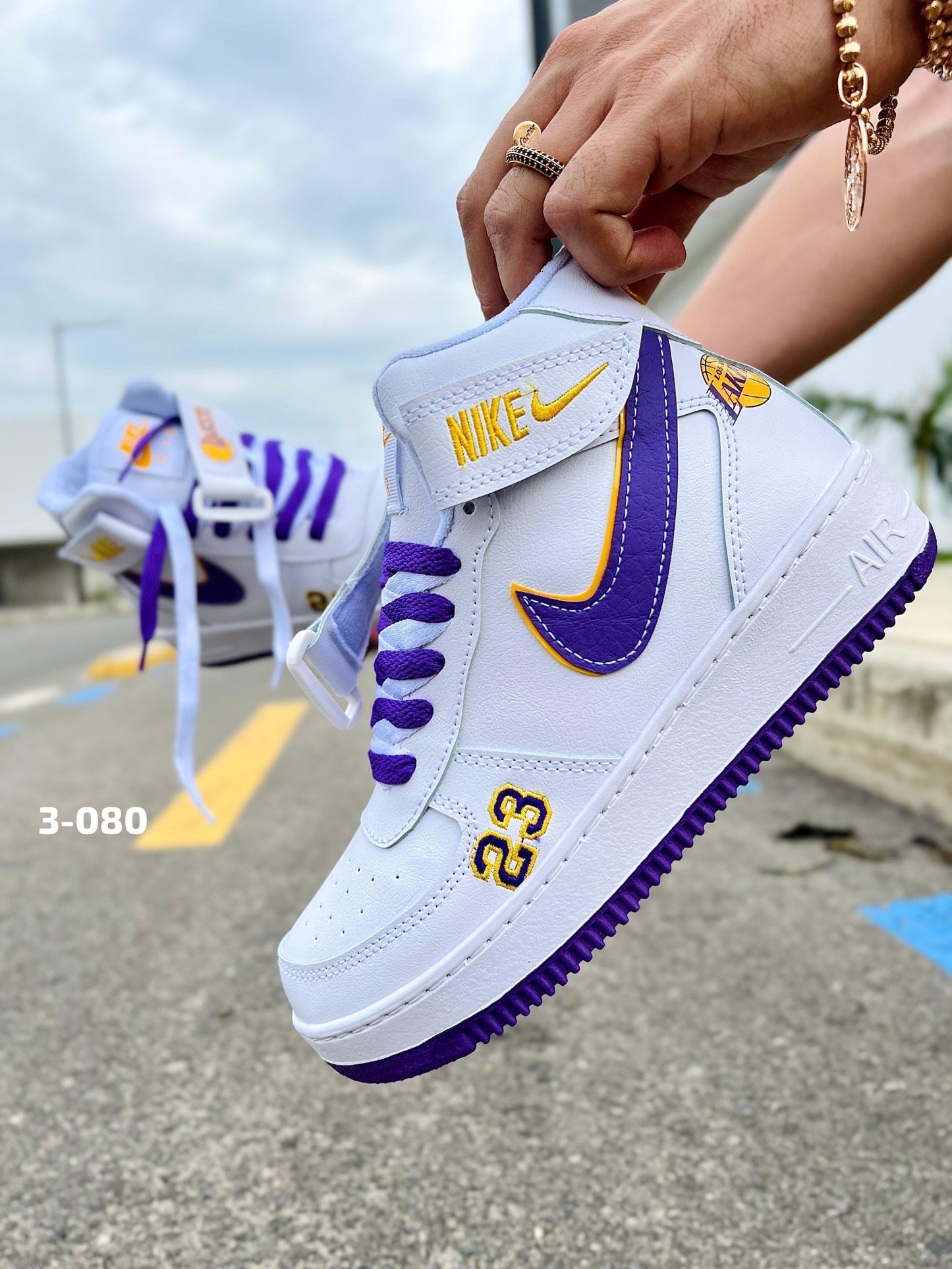 Tenis Nike Air Force One Edición Lakers