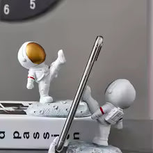 SOPORTE DE CELULAR DE ASTRONAUTA